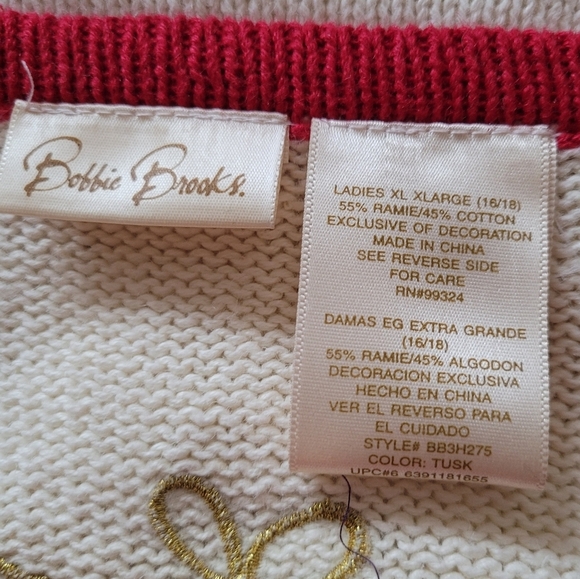 Bobbie Brooks Womens Christmas Sweater Vest Red Trim Bear Present‎ Wreath - Picture 8 of 8